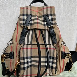 Authentic BURBERRY Vintage Rucksack Small Backpack